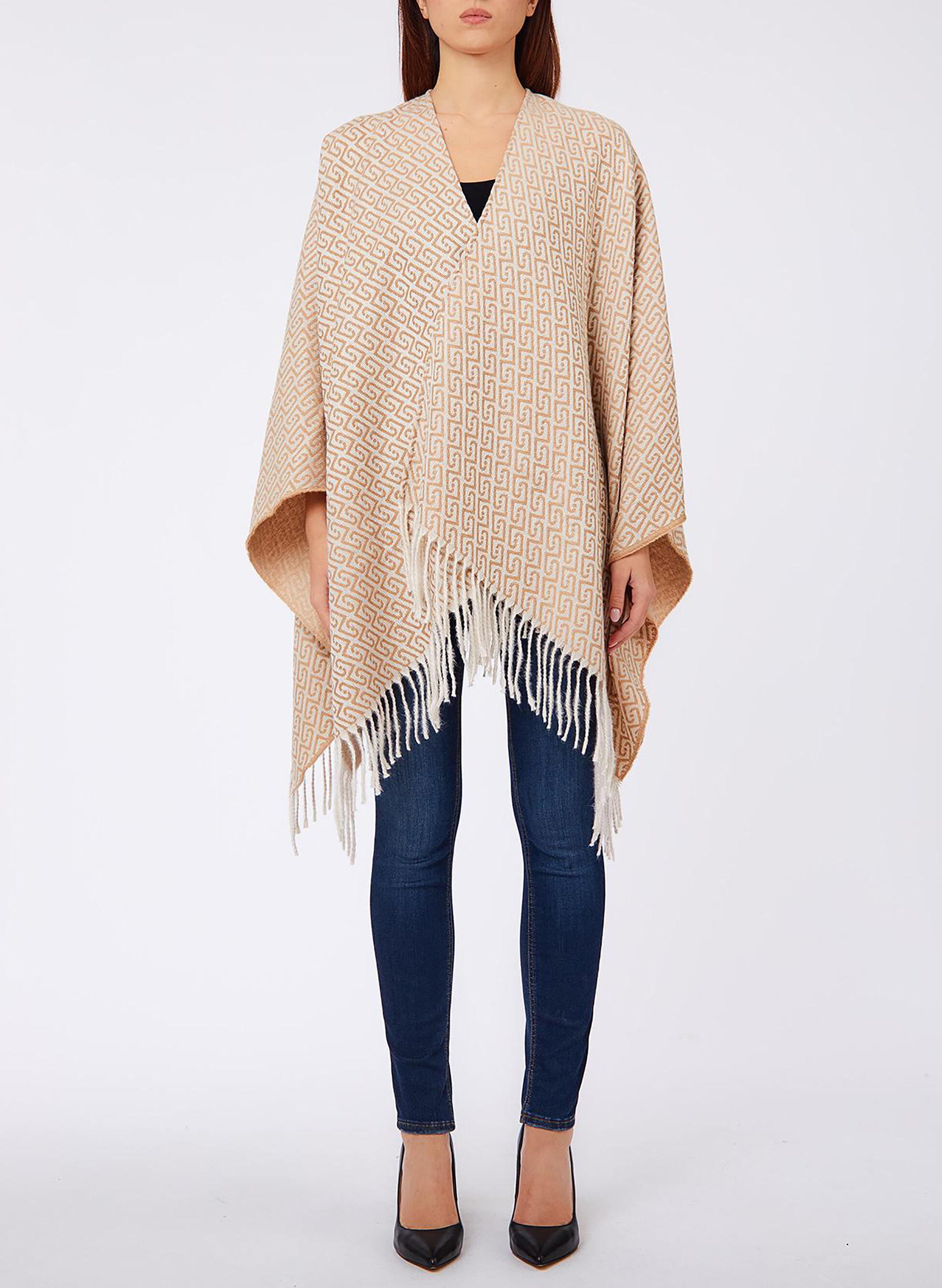 PONCHO LOGATO