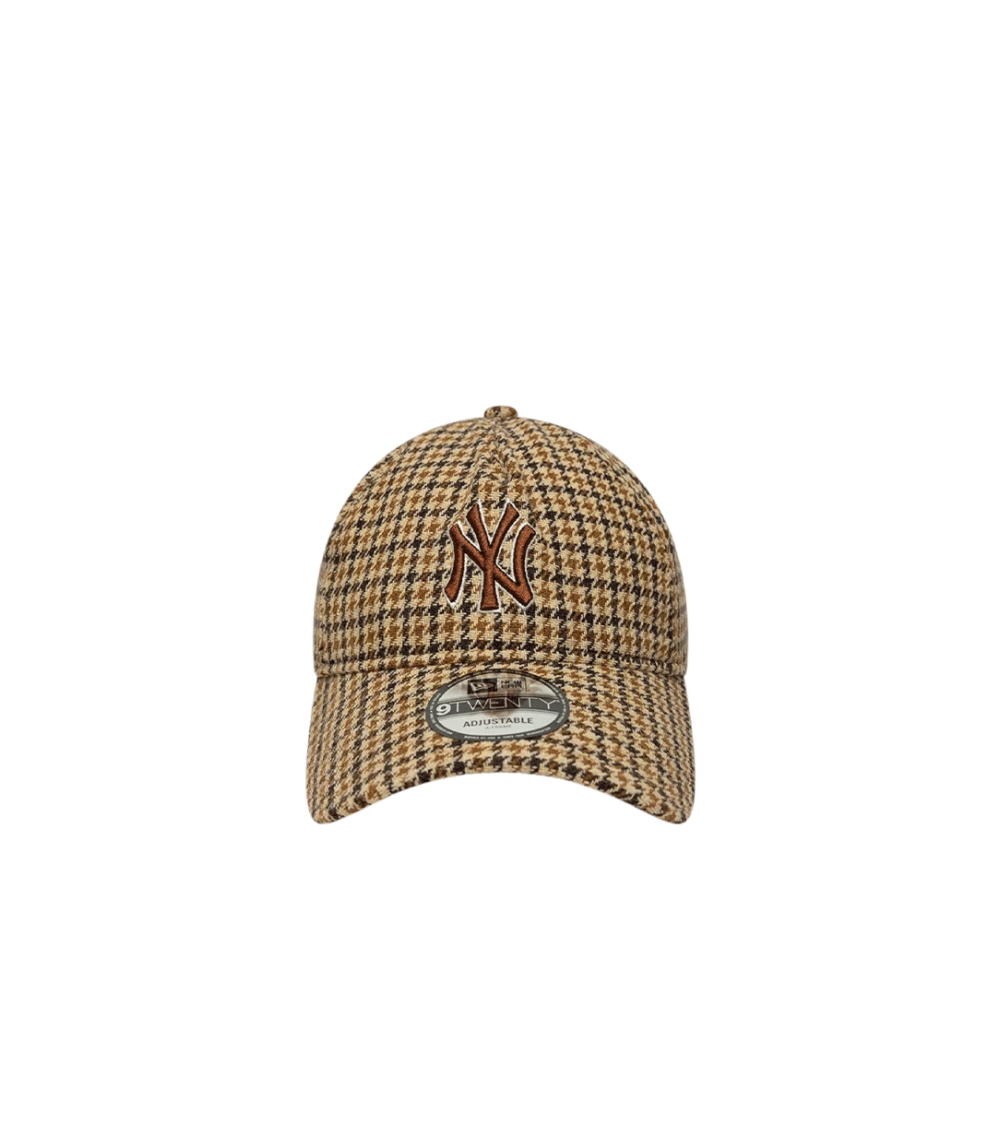 CAPPELLO NEW ERA NY YANKEES 9FORTY SCOZZESE BEIGE UNISEX
