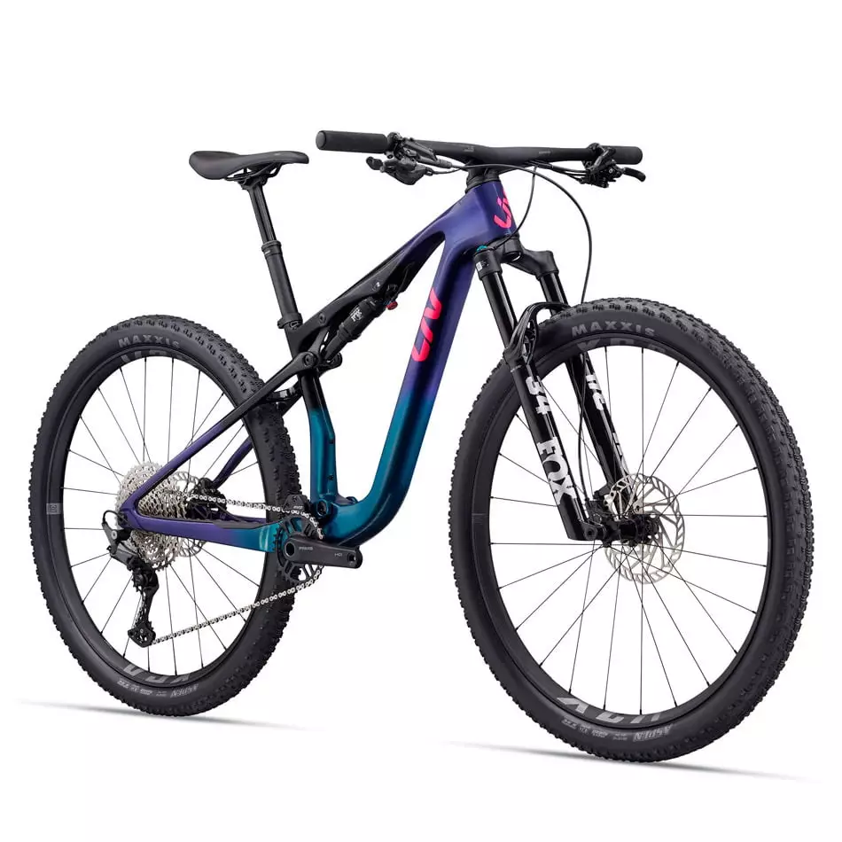BICICLETTA LIV PIQUE ADVANCED SL 3 2026